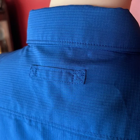 BNWOT royal blue Duluth Trading Co. long sleeve shirt - Picture 11 of 16